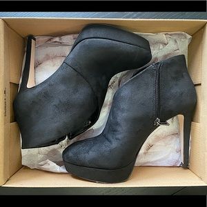 Jessica Simpson Rachie Platform Bootie